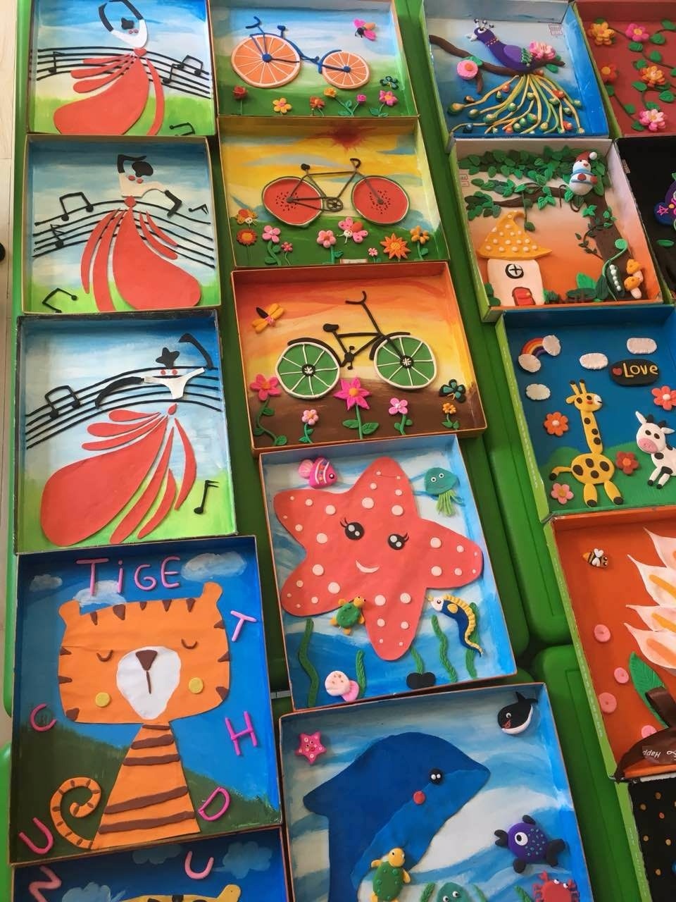 半浮雕彩泥作品