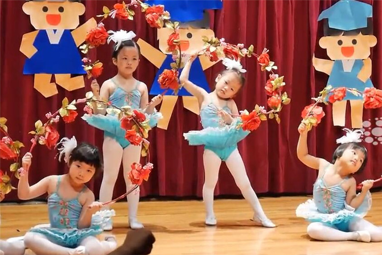 小学 音乐 教案 范文_小学四年级音乐教案_小学 音乐 教案 范文